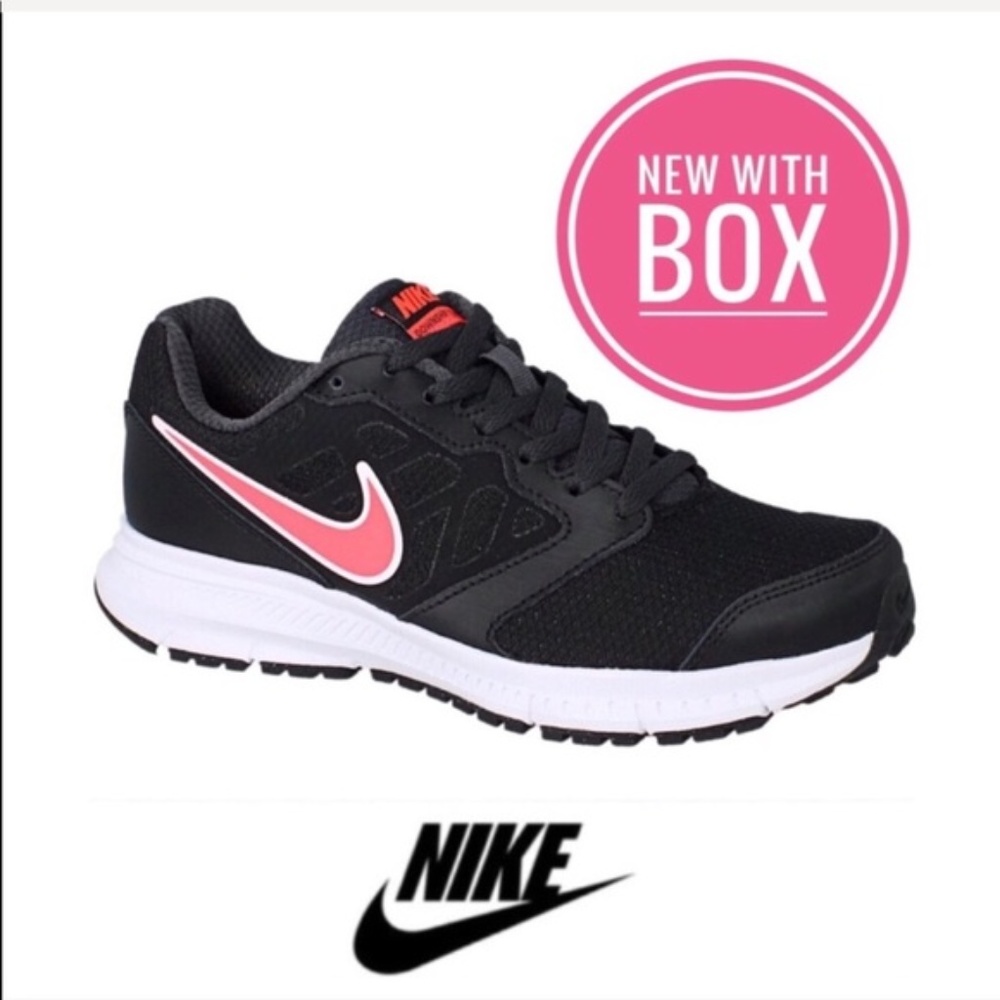 NWT Nike Women’s Downshifter 6 Shoes